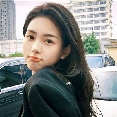 你好,我叫多蕾丝